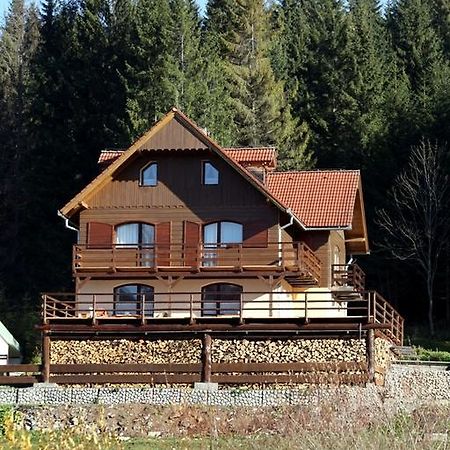 Penzion Ladova Stratená Exterior photo