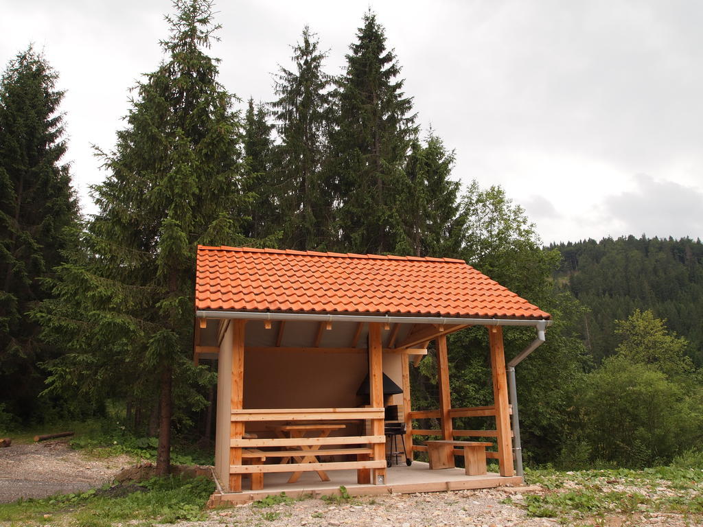 Penzion Ladova Stratená Exterior photo